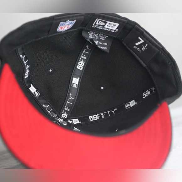 Atlanta Falcons New Era NFL Fitted Hat - Picture 6 of 7